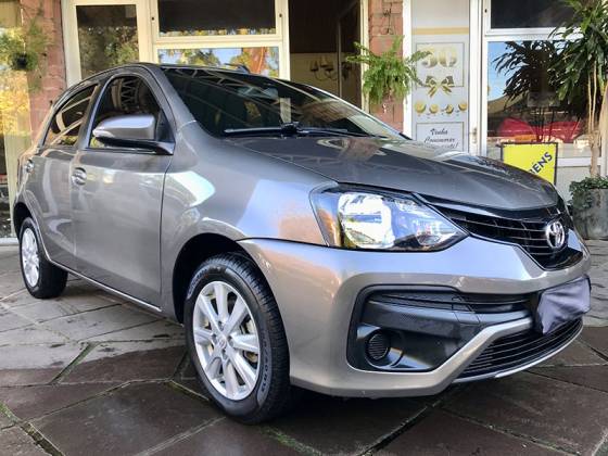 TOYOTA ETIOS 1.5 X PLUS 16V FLEX 4P AUTOMÁTICO